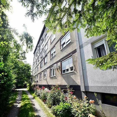 Hella 2 Zagreb Exterior photo